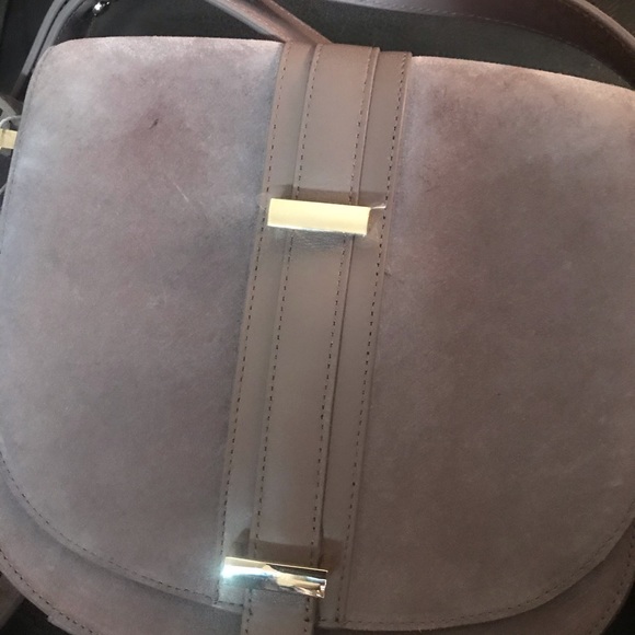 Luana Italy - Picture 5 of 8